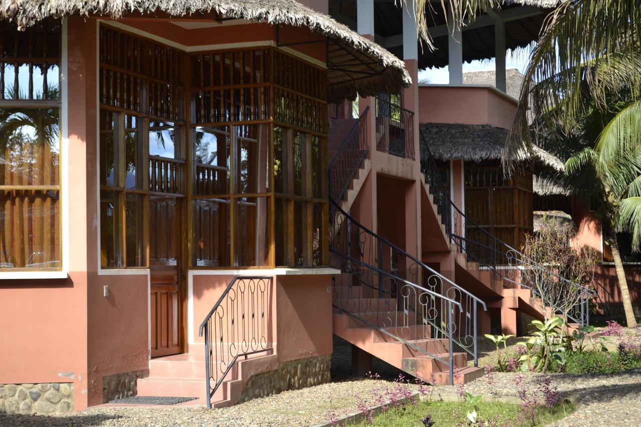 La Isla De Los Tucanes Rurrenabaque Kültér fotó